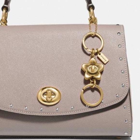 Coach Wild Flower Turnlock Key Fob 🎉Host Pick🎉 - Picture 2 of 4